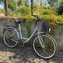 Ladies bicycle Image 4