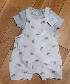 Next Baby 2-piece set cotton dungaree and t shirt Age 0 to 3 months
