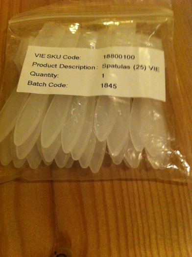 Vie plastic Spatulas (25)