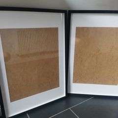 Set of 2 photo frames.