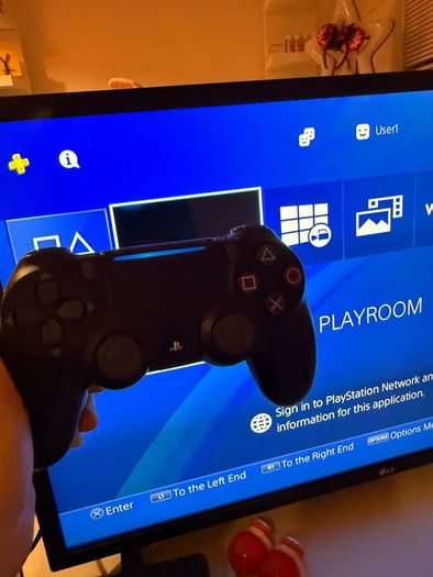 ps4 slim comes 1TB with 3 games all attachments included
