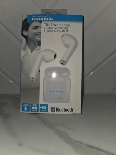 Wireless earbuds