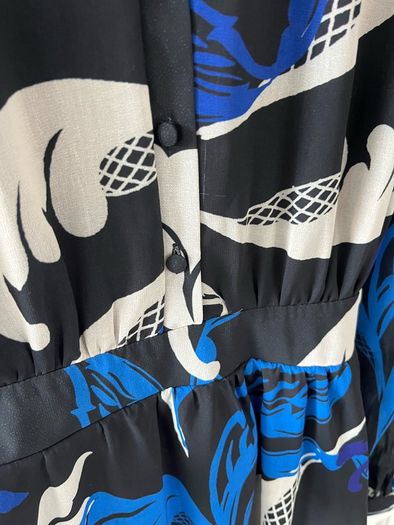 Lipsy Dress in Size 12 - worn only once, gorgeous shades of blue on black background