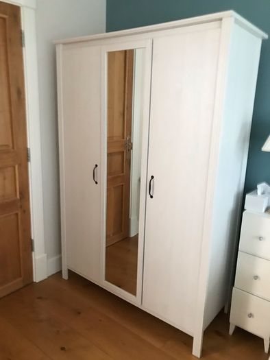 Solid white Wardrobe