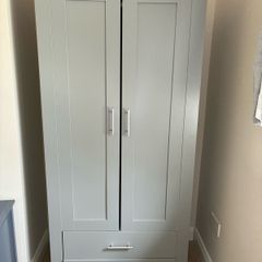 Wardrobe & locker