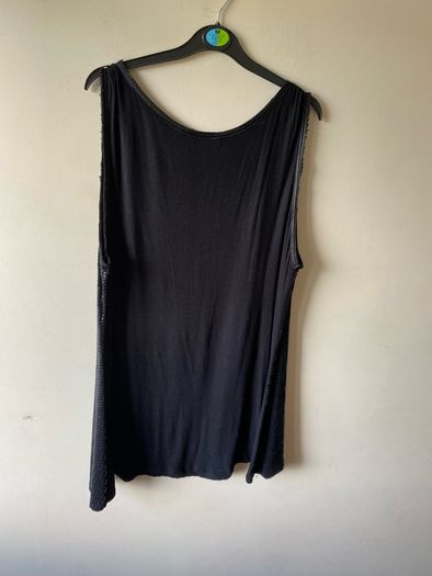 New look sequinned top (size 24)