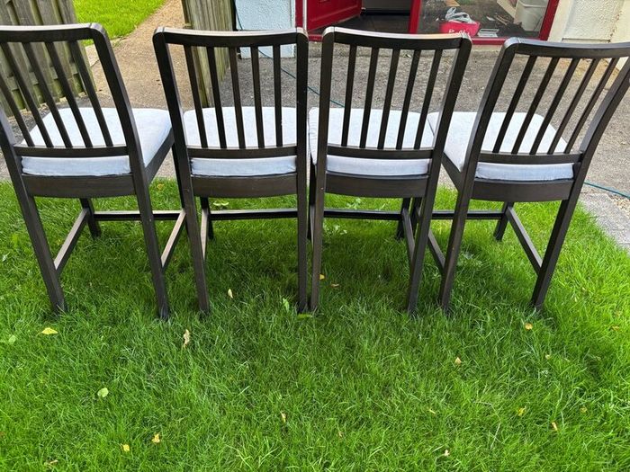 Island / Bar Stools