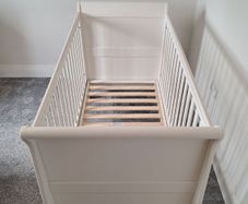 Mamas and Pappas Cot Bed