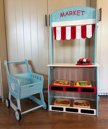 Shop & Kitchen