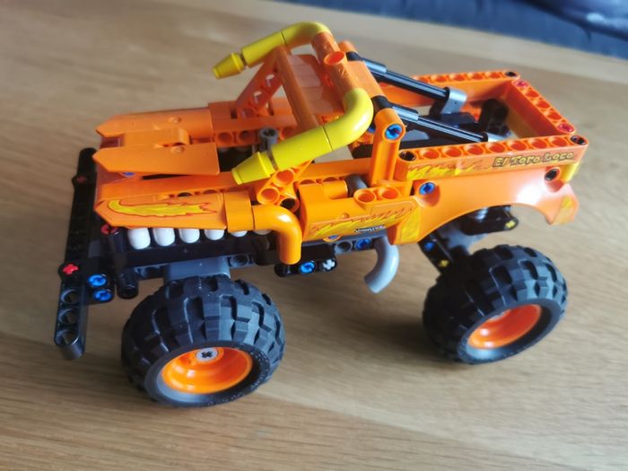 LEGO Monster Jam El Toro Loco Set 42135