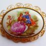 Vintage Medallion Medieval French Couple Courting Vintage Gold Brooch Pin Image 2