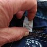 Tommy Hilfiger womens jeans bootcut midrise easyfit, size 8/9 Image 4