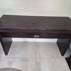 dressing table