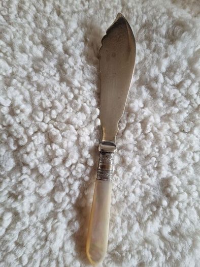 Victorian EPNS Gilded Fish Knife