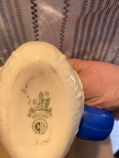 Small Belleek Swan