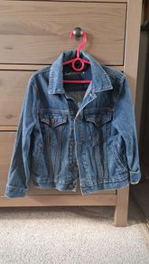 GAP kids jeans jacket S/ 6-7 yrs old