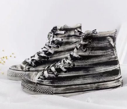 New canvas shoes