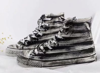 New canvas shoes