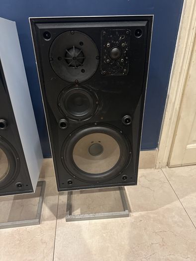 Beovox S75 speakers with stands