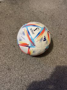 Adidas ball / Ah Rihla (Catar 2022)