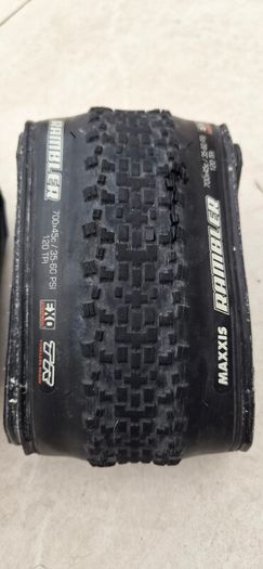 Pair of Maxxis Rambler Gravel Tyres  700x45c EXO TR 120 TPI