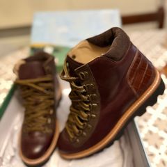 Hiking shoes