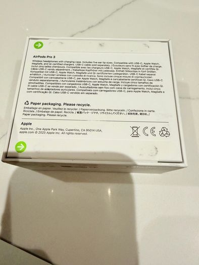 apple Airpods pro 3rd gen apple Airpods pro 3rd gen apple Airpods pro 3rd gen