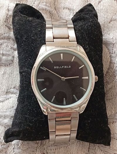 Bellfield Watch  ((New In Box))((Perfect))