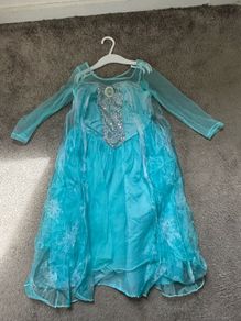 2 Disney princess Frozen dresses 5/6 years old and 6-8years old 122/128cm