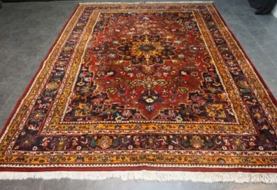 Heriz  handknoted  carpet 347cm x 255cm