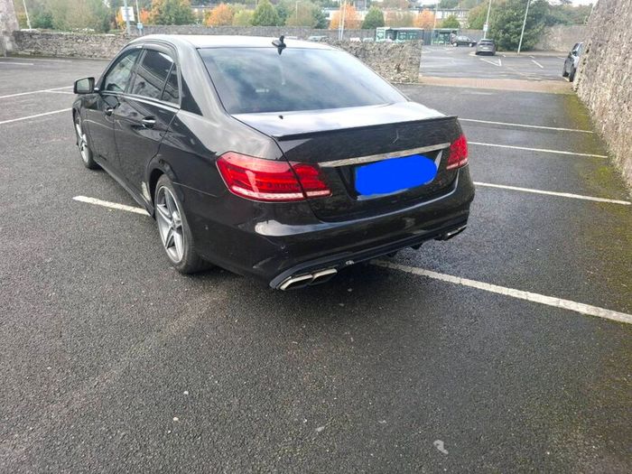 Mercedes E220 Night Adition