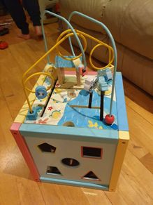 Educational cube toy