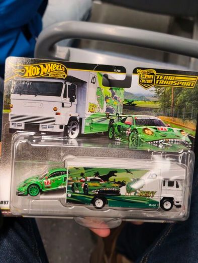 Hotwheels premium