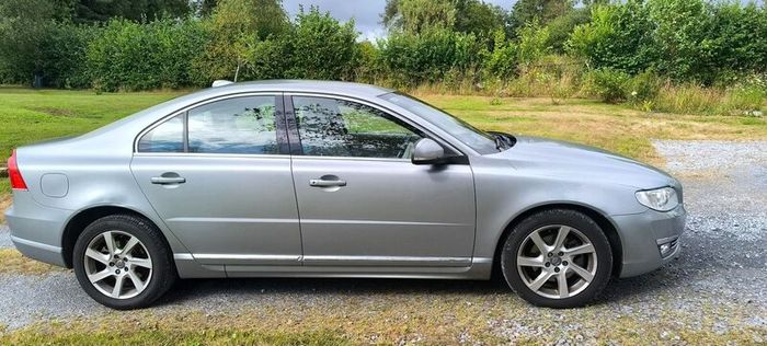 Volvo 80 Series 2015