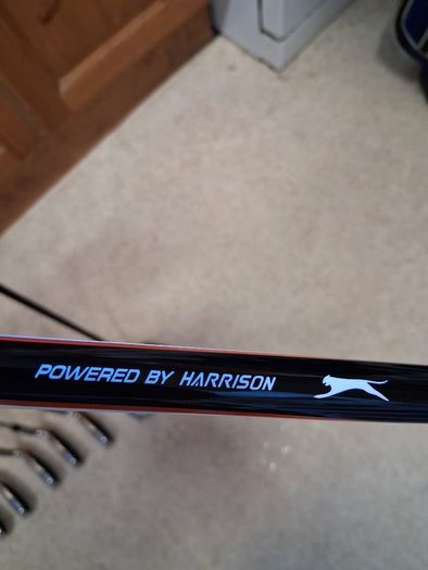 Golf clubs. Set Of Slazenger Mens Right Handed Golf Clubs in Excellent Condition.  Collect In Dublin Or Receive Via Post.