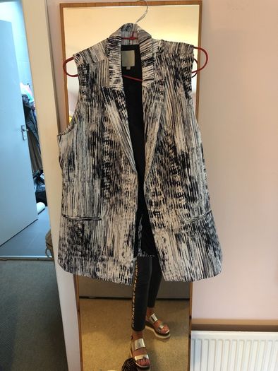 sleeveless blazer