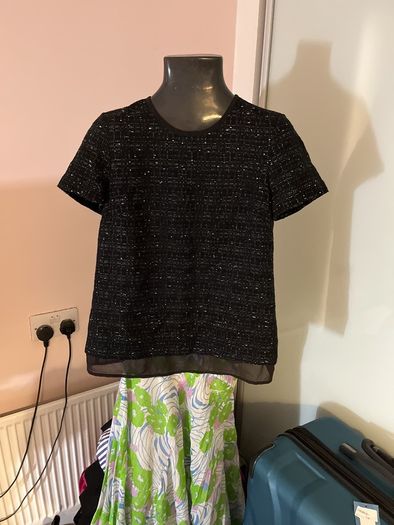 top / structured t-shirt