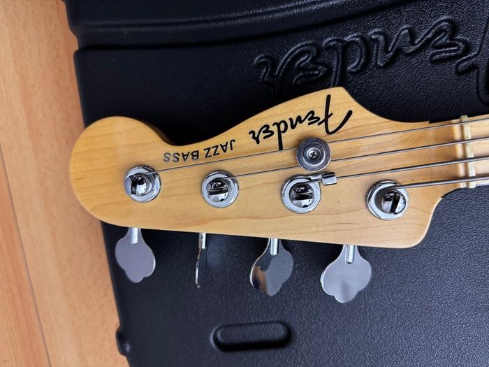 2016 Fender American Elite Jazz Bass, 4-string