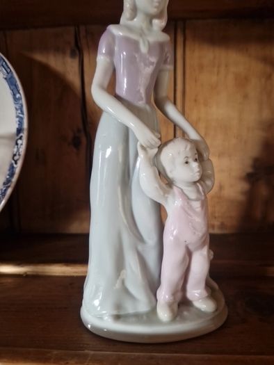 porcelain mother and child