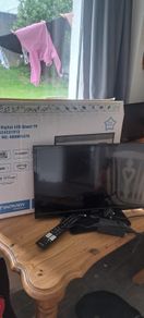 Digital LED 24" Smart tv, 12V