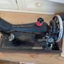 Singer Sewing Machine Image 4