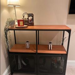 Shelving unit/ TV stand