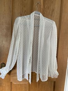 Pretty cream blouse size xl