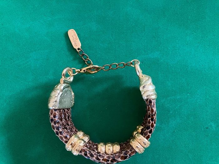 Woman Multi-layer leather bracelet