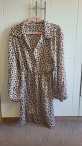 Women dress