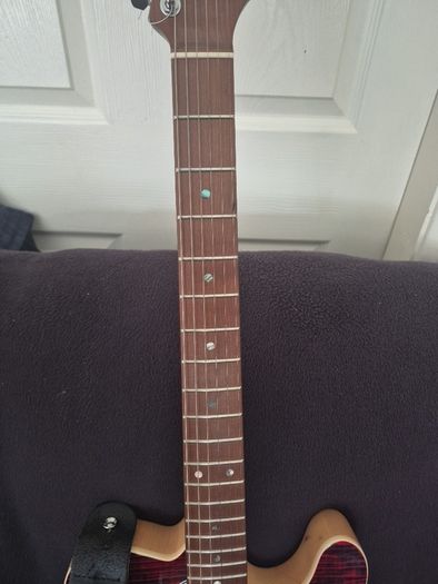 Aria 615-MK2 Nashville, Ruby Red