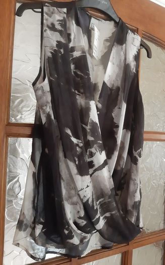 Brand New H&M Blouse, Size 10