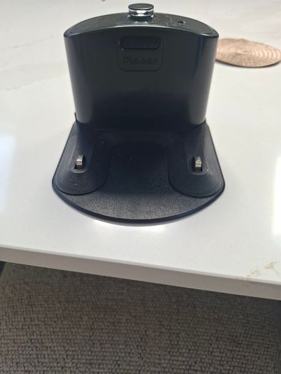 Roomba charger dock