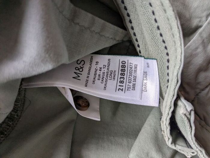 M and S chinos 16L