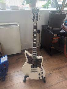 electric guitar - D'angelico Premier Bedford